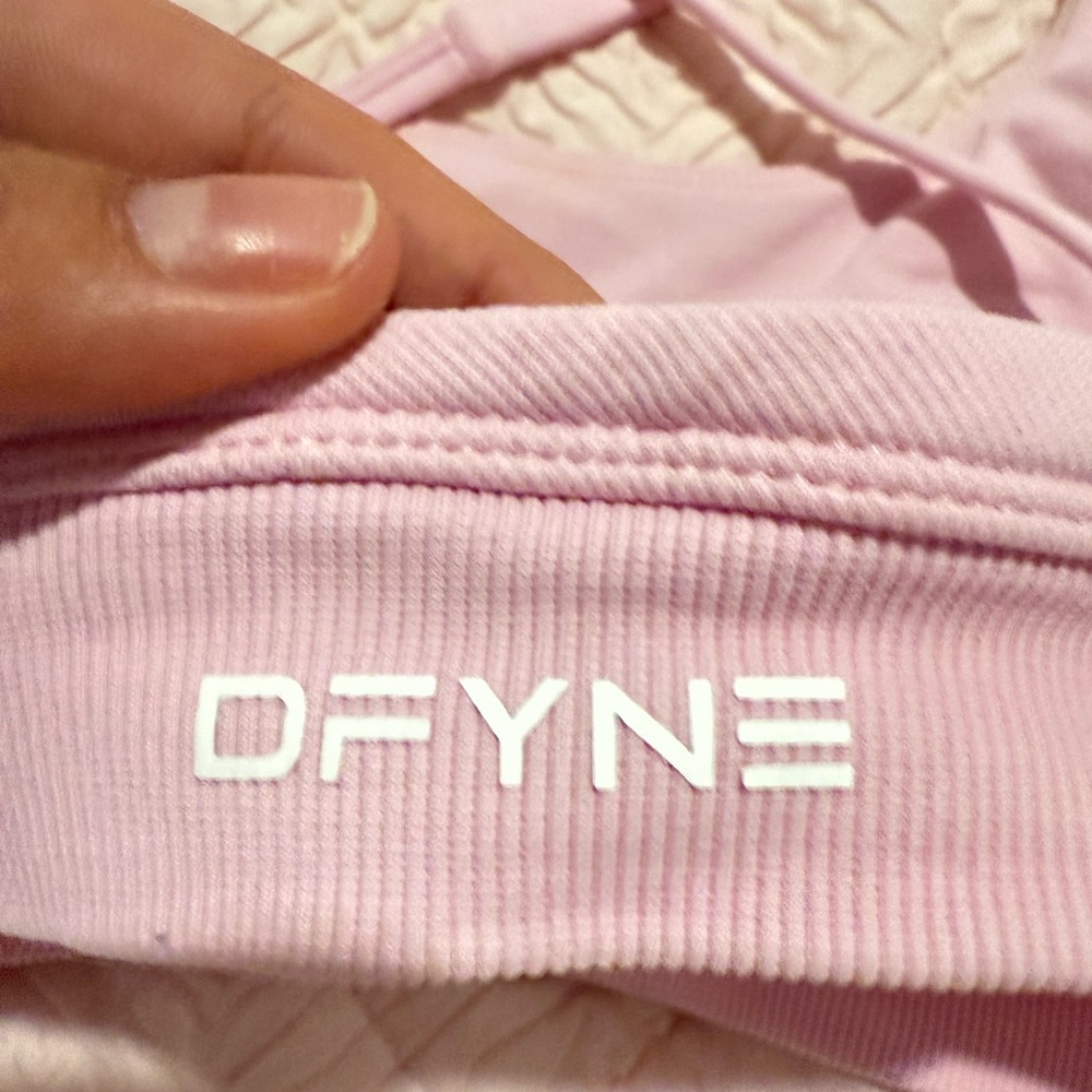 DFYNE Blush Pink Sports Bra - Picture 2 of 3